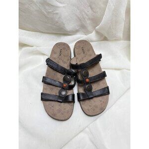 Taos leather sandals size 11